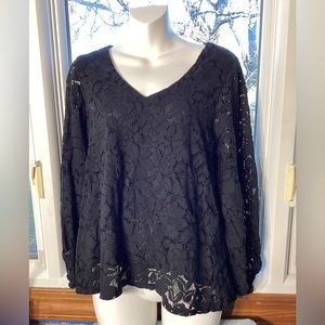 Vine & Love Black Long Sleeved Lace Blouse Size Medium